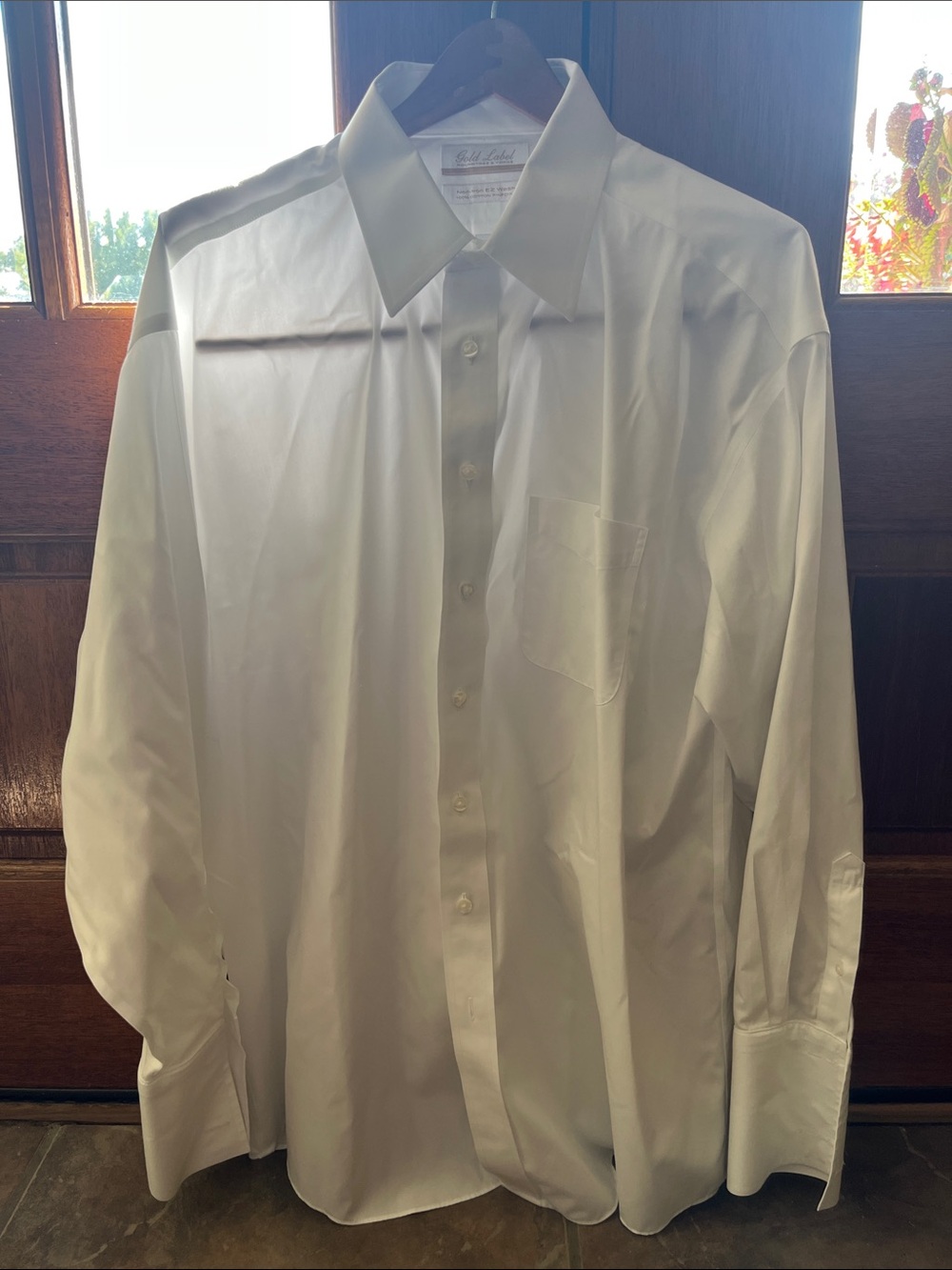 Roundtree & Yorke White Men's Dress Shirt with Chest Pocket & French Cuffs